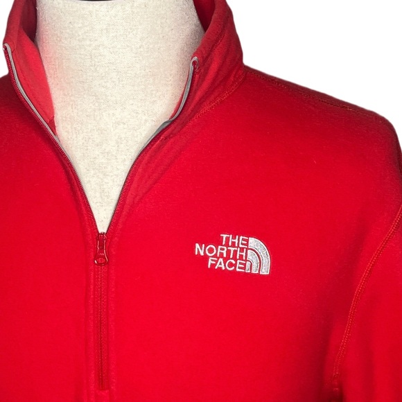 The North Face Men’s TKA 100 Glacier ¼ Zip, Red. - Picture 3 of 5